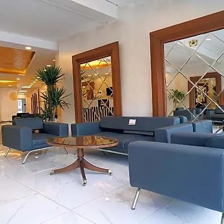 Grand Niki & Hotel 4*