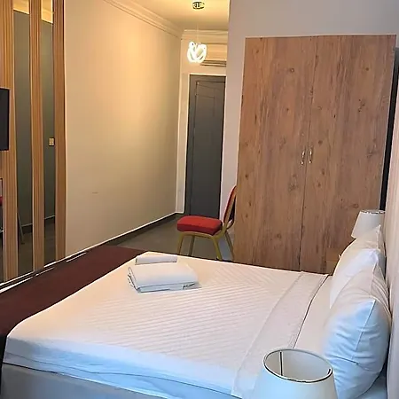 Grand Niki & Hotel 4*